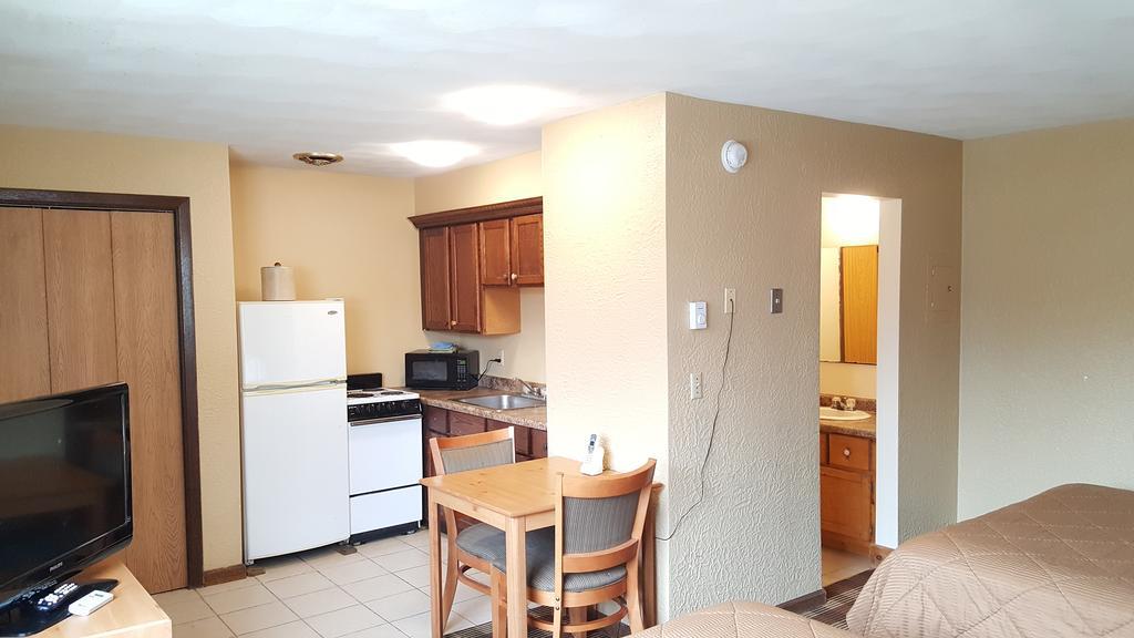Oakdale Motel Owatonna Zewnętrze zdjęcie